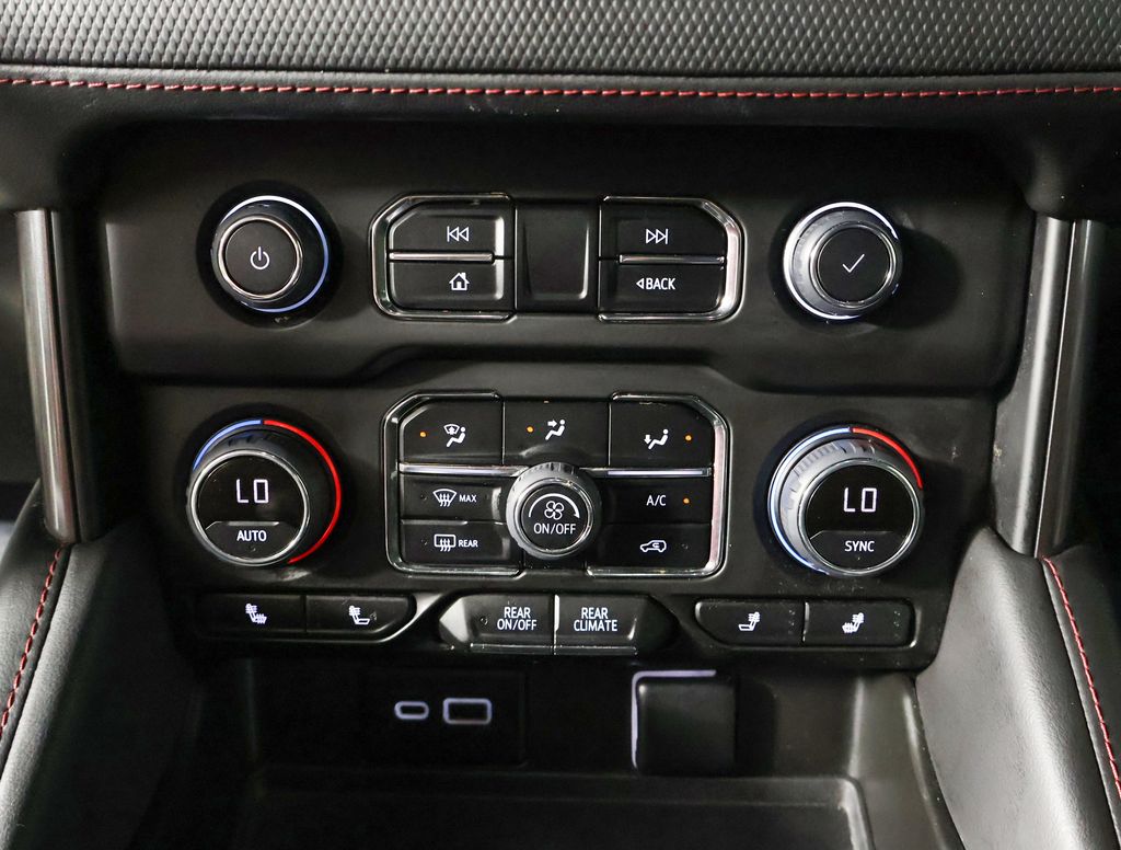 2023 Chevrolet Tahoe RST photo 12