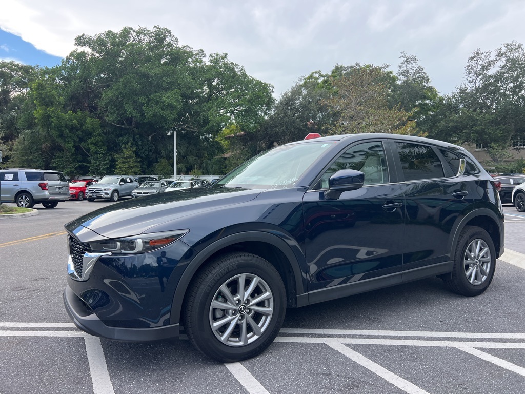 2022 Mazda CX-5 2.5 S Preferred photo 3