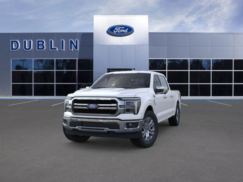 2025 Ford F-150 Lariat photo 2