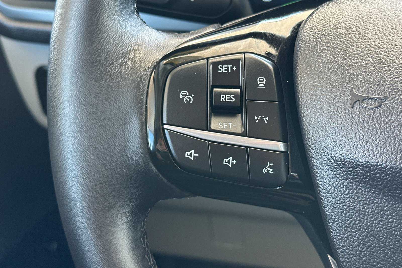 2025 Ford Escape Plug-In Hybrid Base photo 26