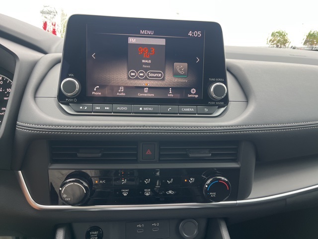 2025 Nissan Rogue S photo 32