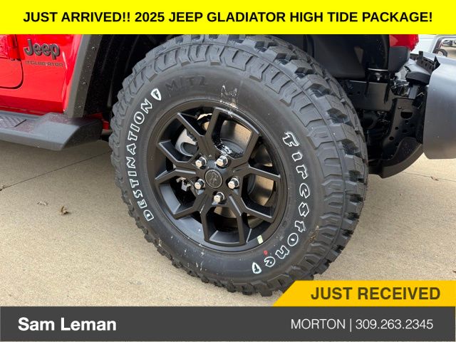 2025 Jeep Gladiator Sport photo 2