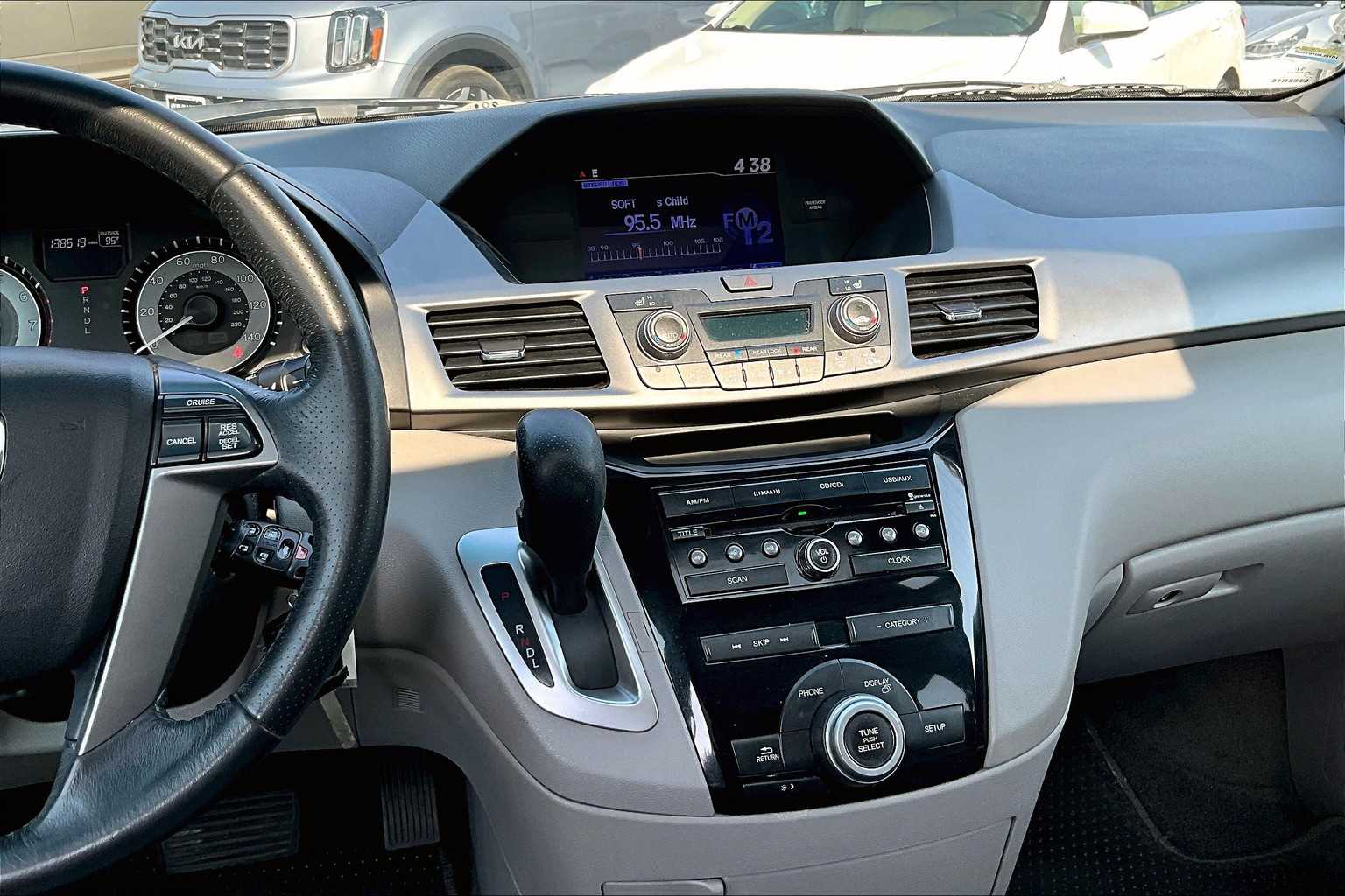 2012 Honda Odyssey EX-L photo 6