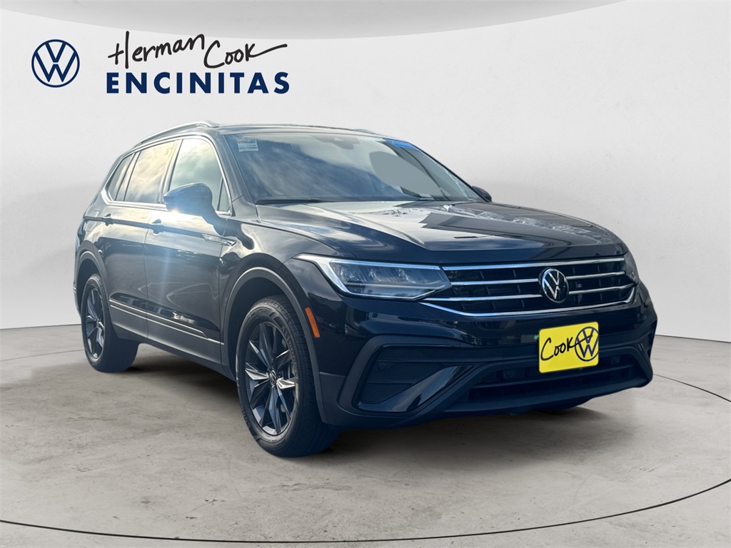 2024 Volkswagen Tiguan SE Wolfsburg Edition photo 6