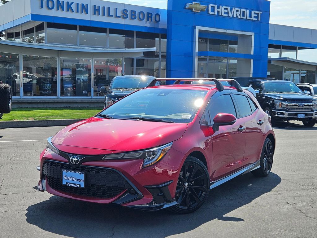 2021 Toyota Corolla SE Nightshade Edition photo 2