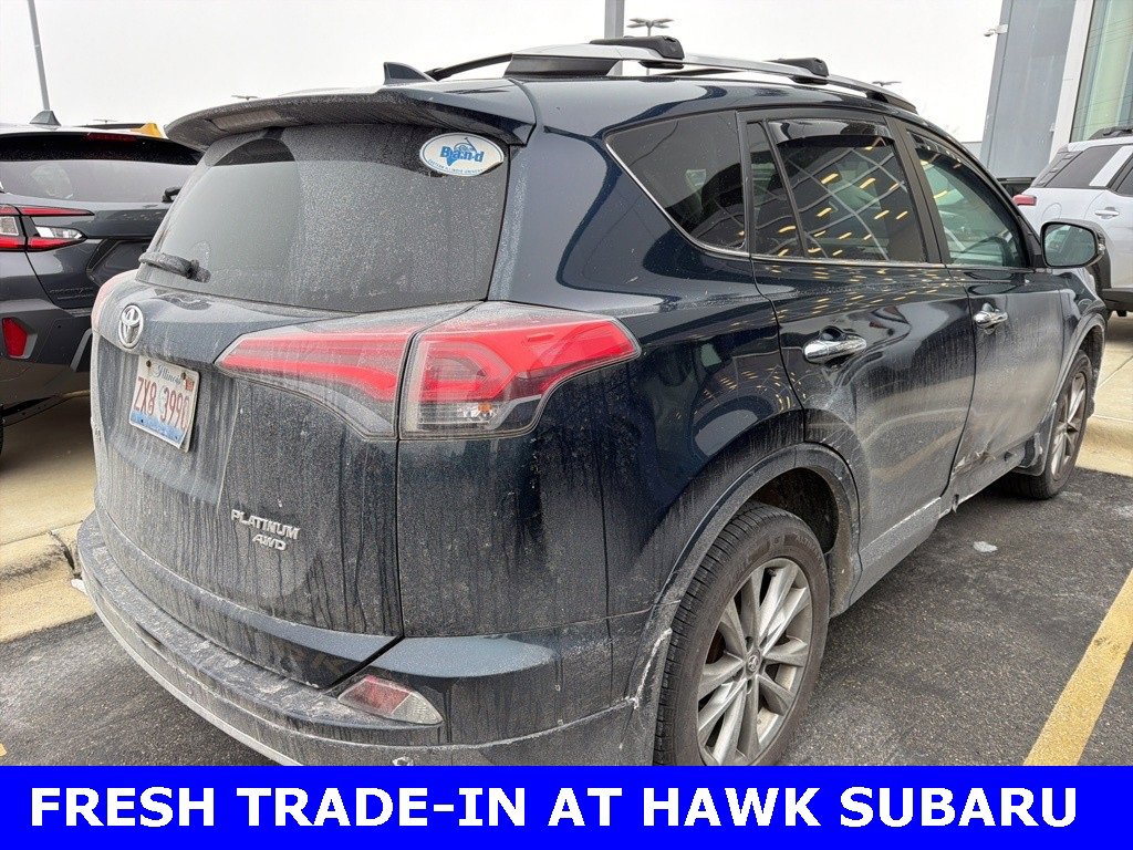 2017 TOYOTA RAV4 - Image 4