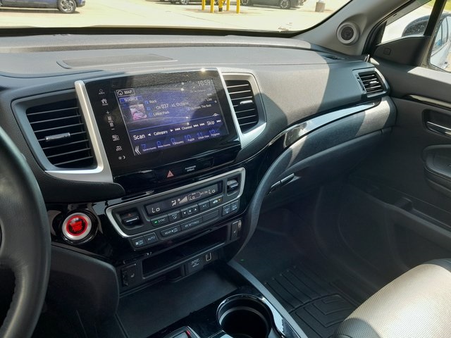 2020 Honda Ridgeline RTL-E photo 17