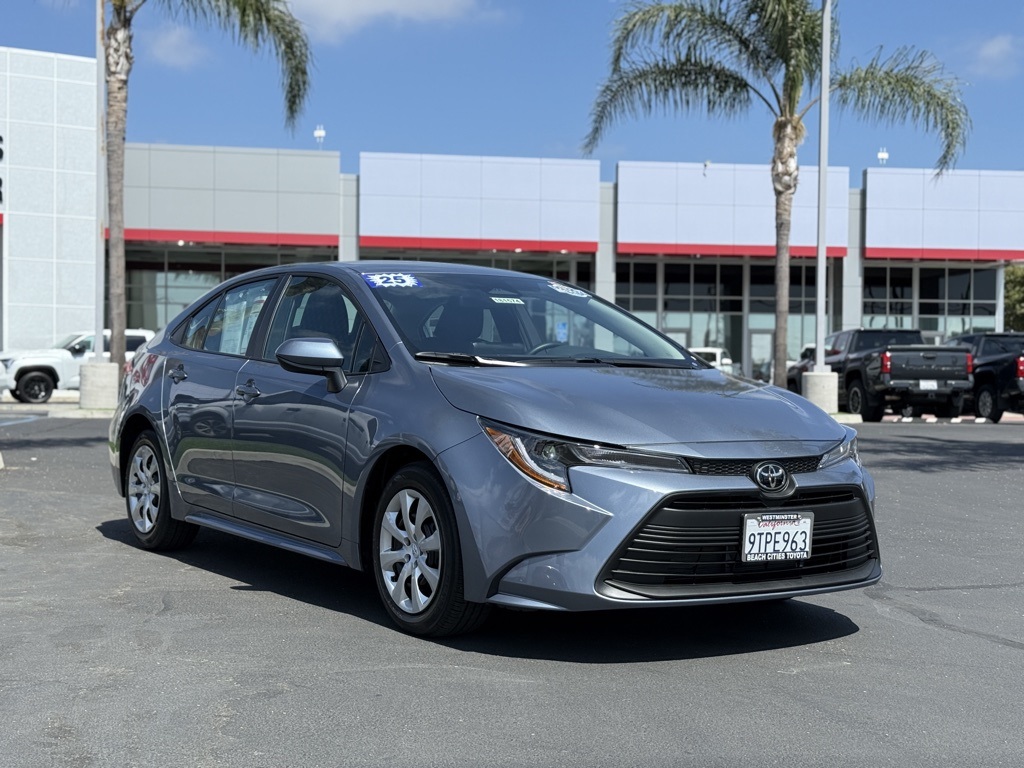 Used 2025  Toyota LE image 1