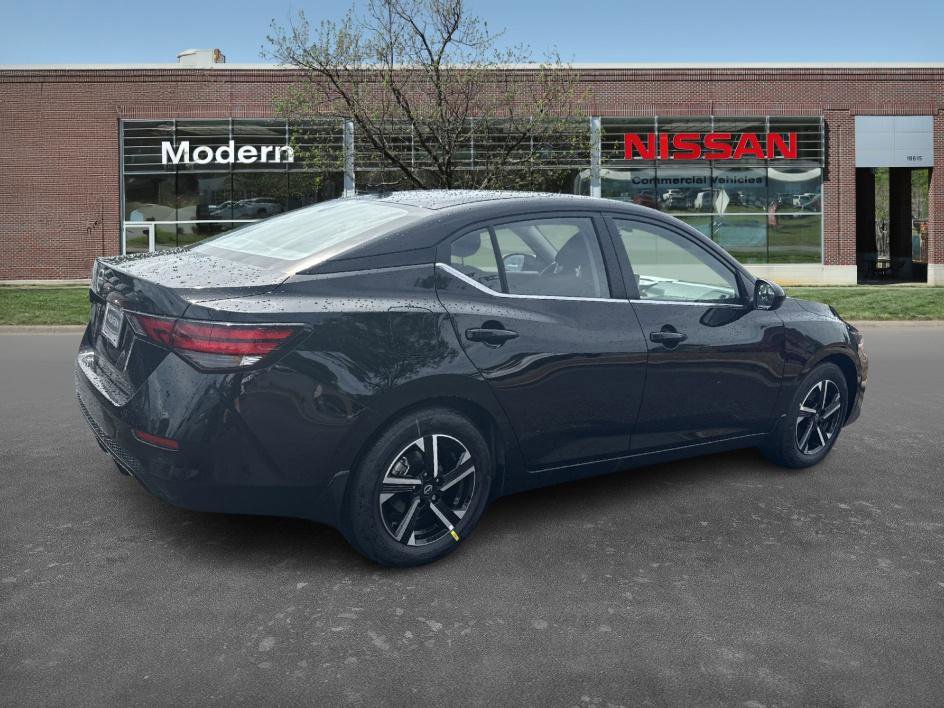 2025 Nissan Sentra SV photo 4