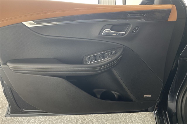 2014 Chevrolet Impala LTZ photo 34