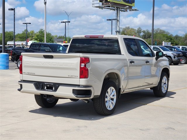 2026 Chevrolet Silverado 1500 Custom photo 4