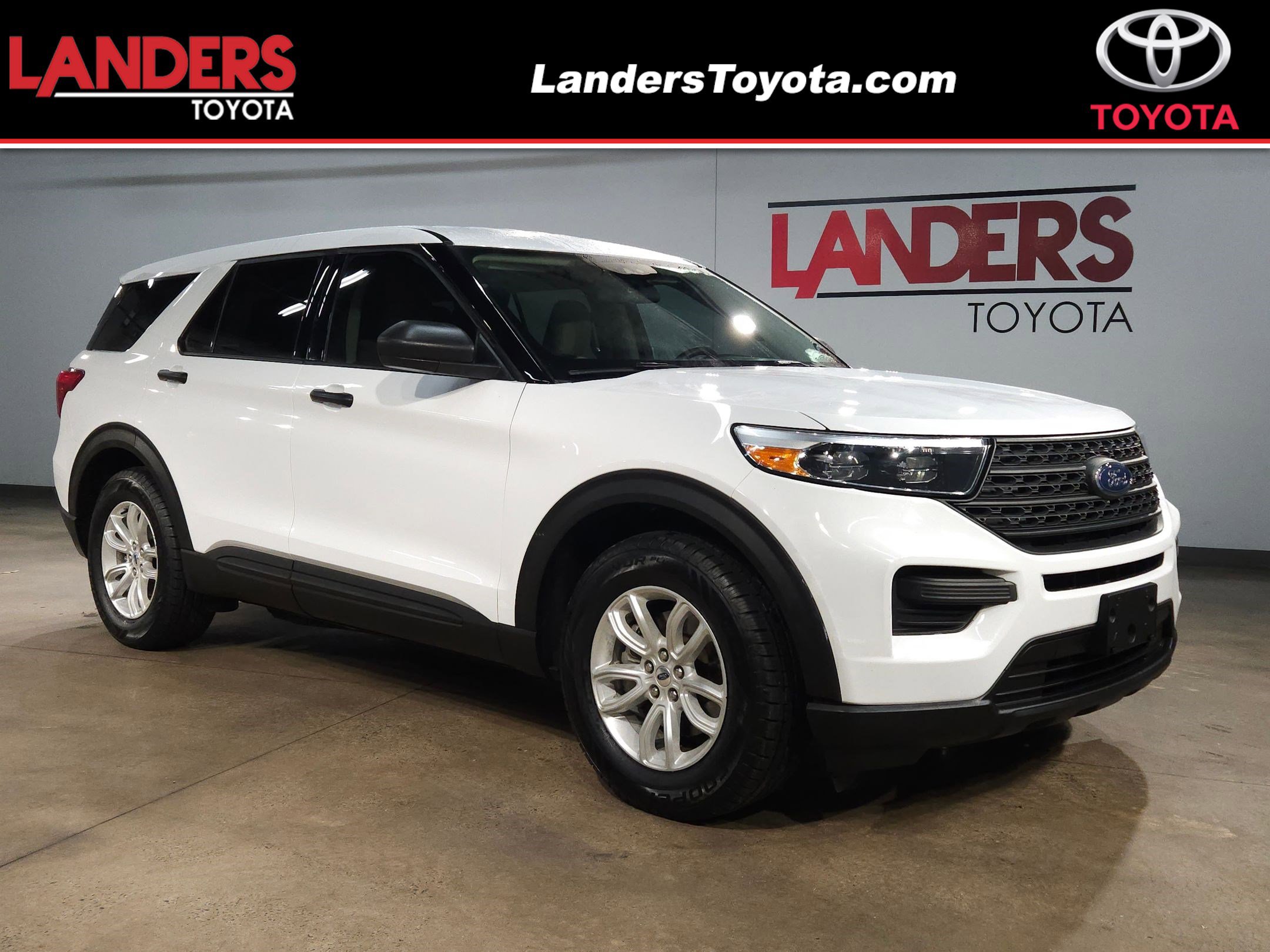 2021 Ford Explorer Base's photo