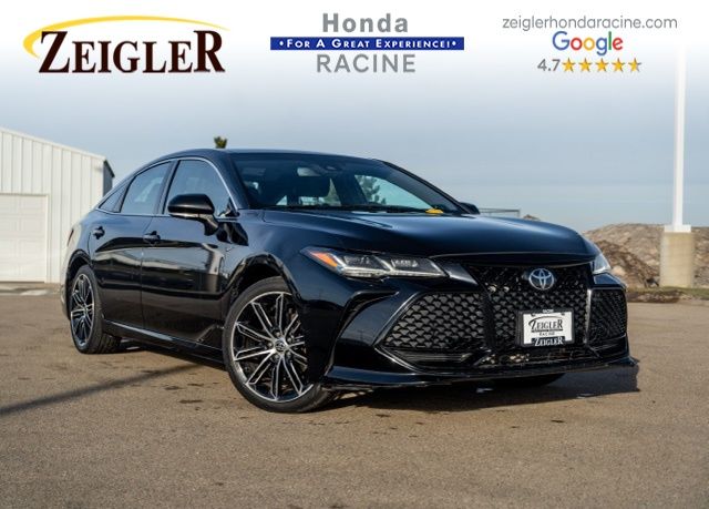 2021 Toyota Avalon Touring's photo