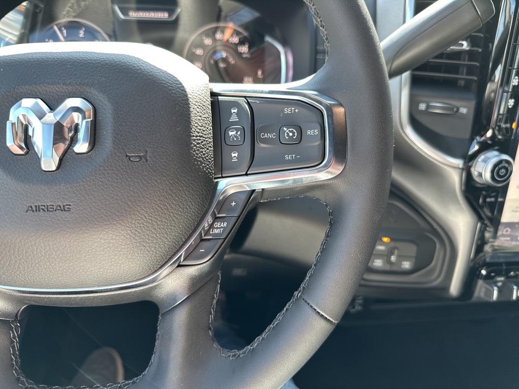 2025 Ram 2500 Laramie photo 16