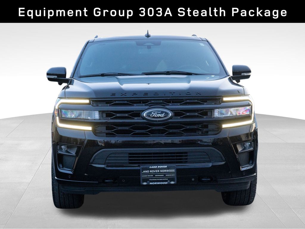 2024 Ford Expedition Limited photo 2