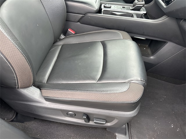 2023 Nissan Pathfinder SL photo 43