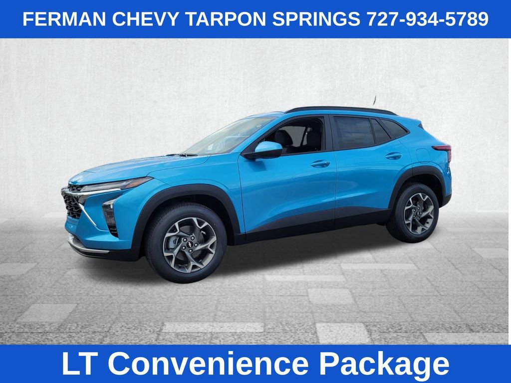 2025 Chevrolet Trax LT photo 3