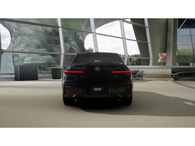 2026 Bmw 750e photo 5