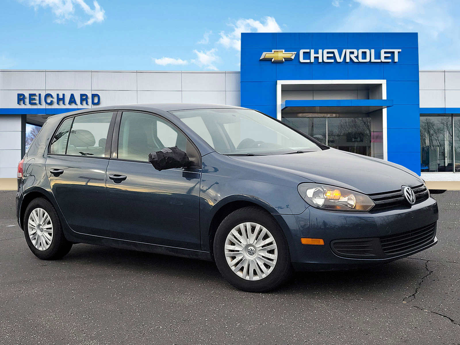 2013 Volkswagen Golf Base