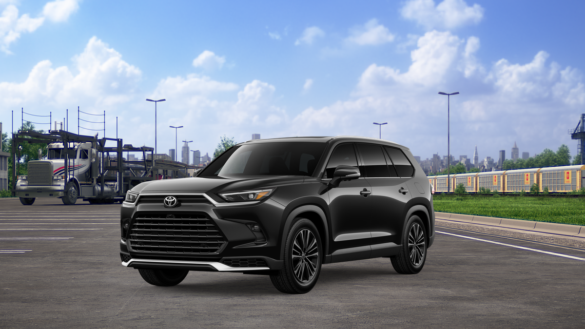 2026 Toyota Grand Highlander Platinum's photo