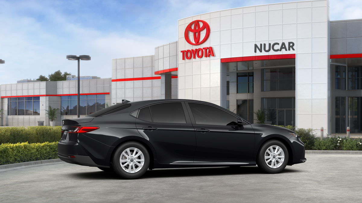 2026 Toyota Camry LE photo 11