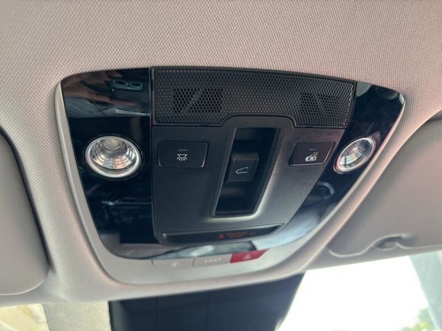 2022 Kia Seltos EX photo 14
