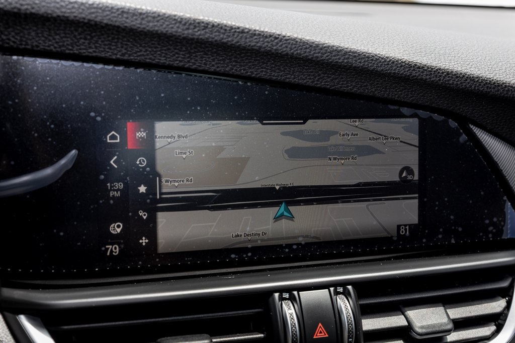 2025 Alfa Romeo Giulia Base photo 15