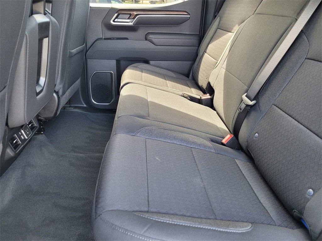 2026 Chevrolet Silverado 1500 RST photo 8