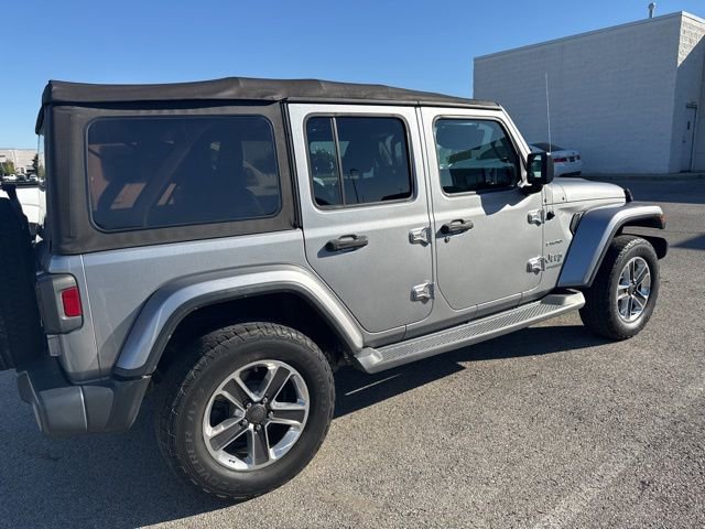 2018 Jeep Wrangler Unlimited Sahara photo 2