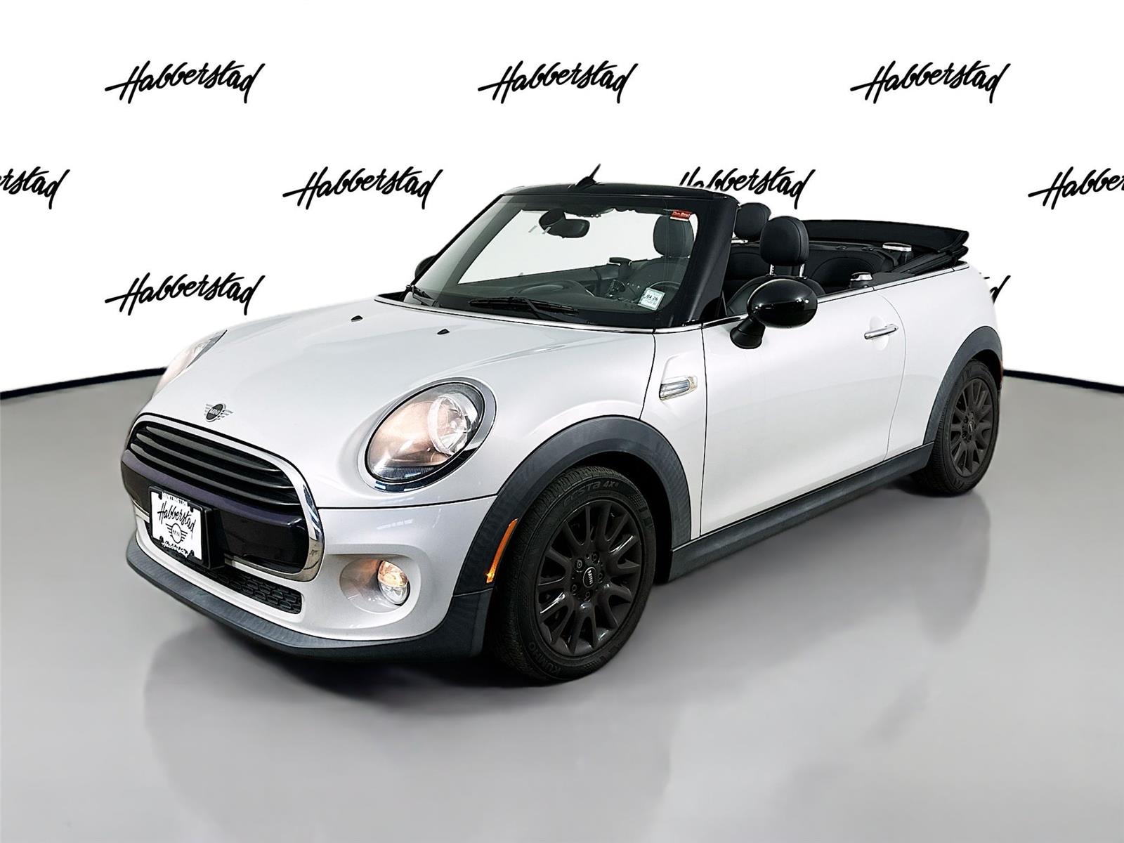 2019 MINI Convertible Base's photo