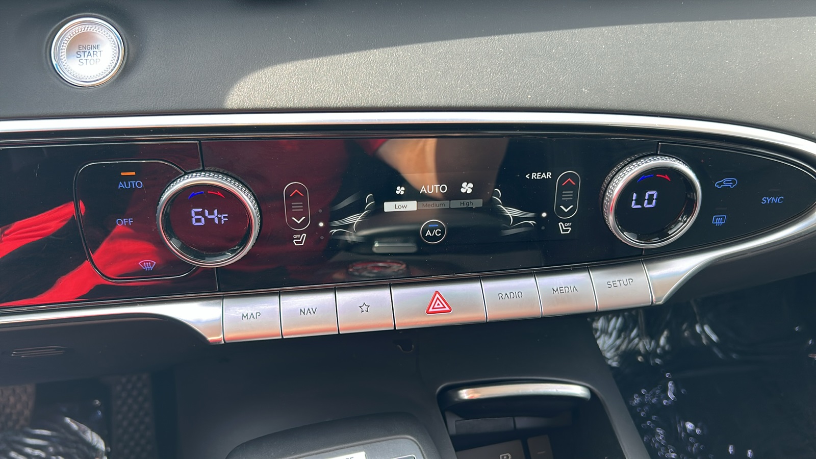2023 Genesis GV70 2.5T photo 26