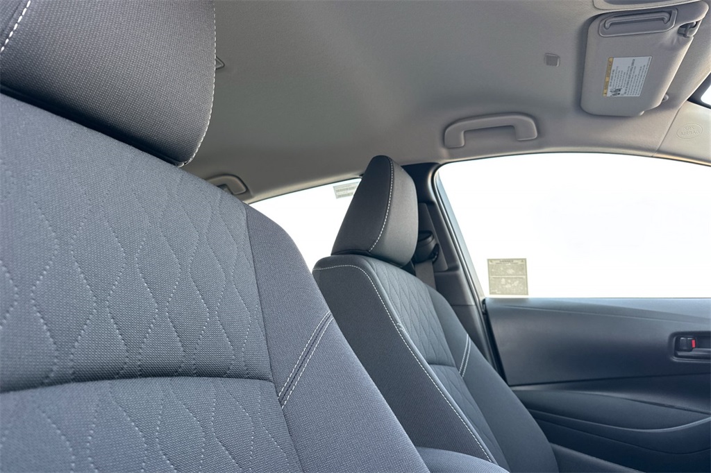 2025 Toyota Corolla Hybrid LE photo 14