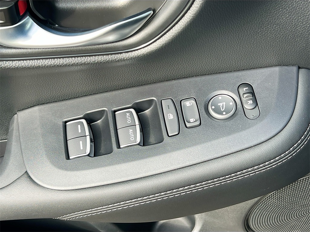 2026 Honda HR-V EX-L photo 19
