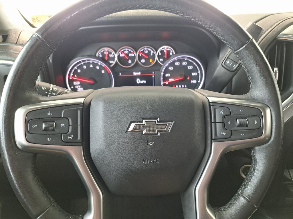 2021 Chevrolet Silverado 1500 RST photo 9