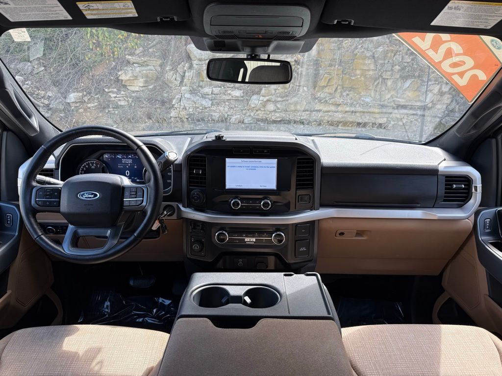 2022 Ford F-150 XLT photo 11