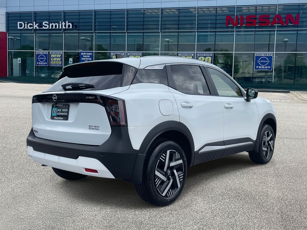 2026 Nissan Kicks SV photo 3