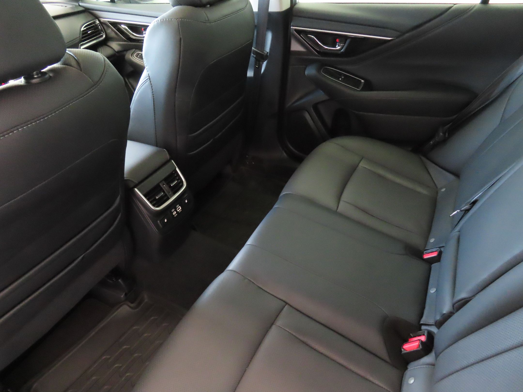 2025 Subaru Legacy Limited photo 21