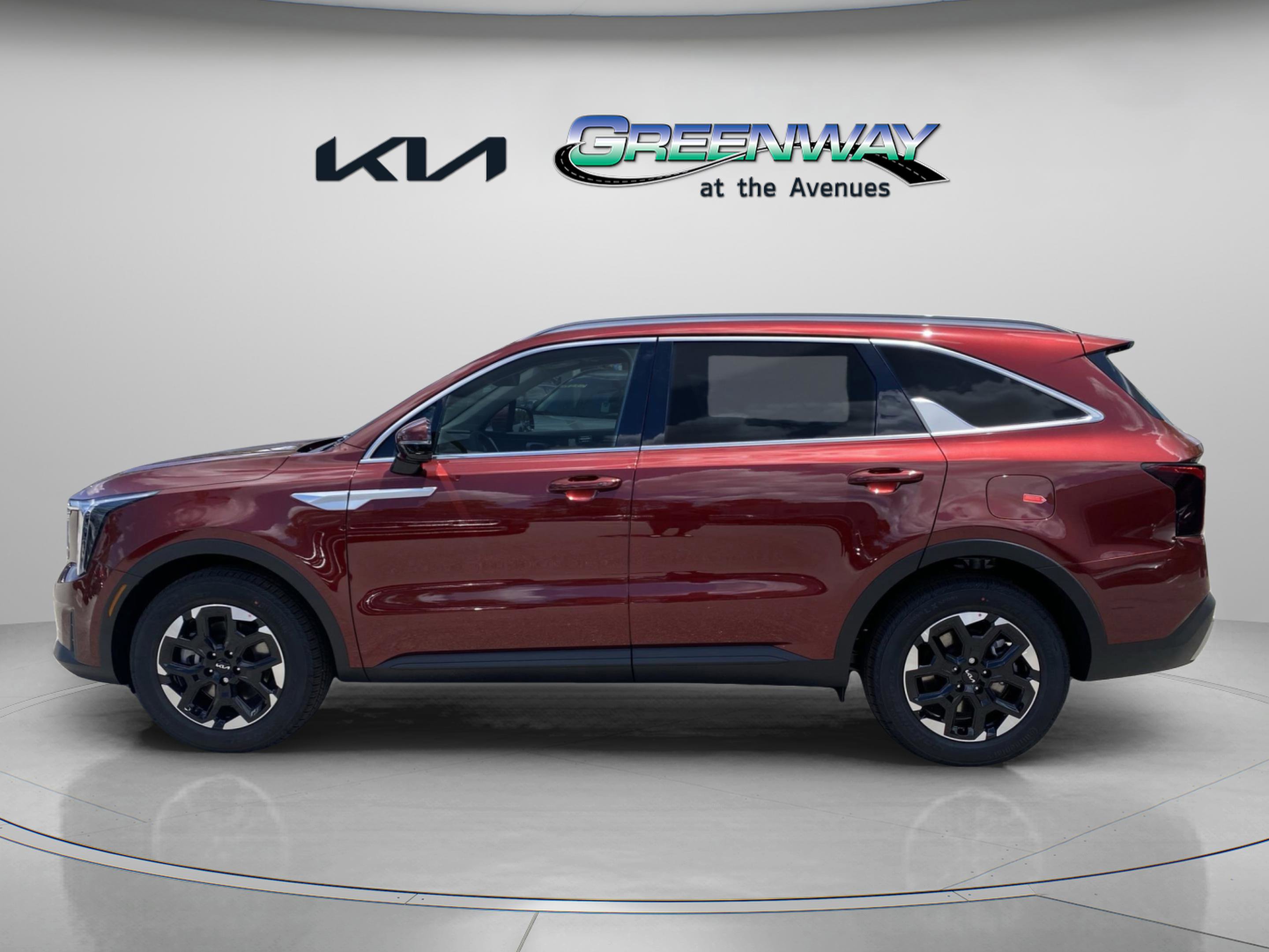 2025 Kia Sorento S photo 2