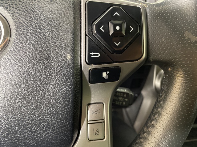 2021 Toyota 4Runner SR5 Premium 4WD photo 18