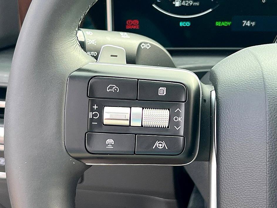 2025 Hyundai Santa Fe Limited photo 14