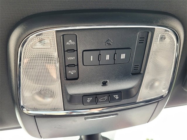 2020 Jeep Grand Cherokee Altitude photo 30