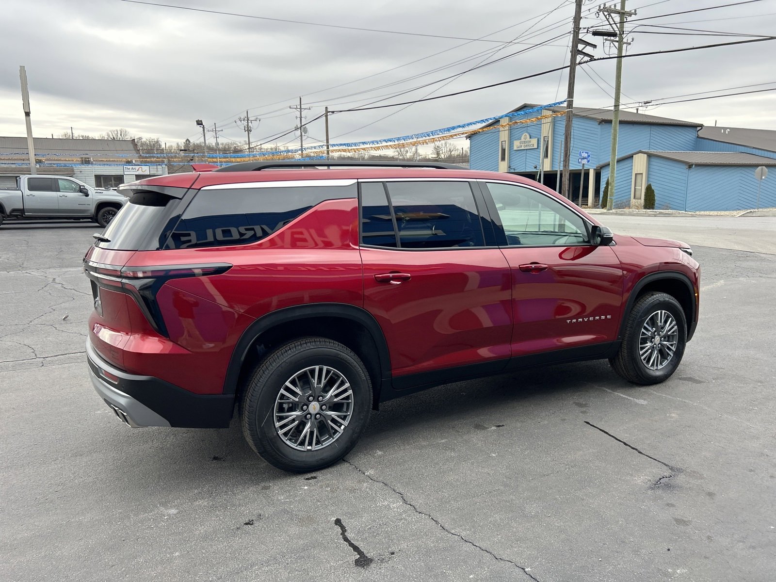 2025 Chevrolet Traverse photo 6