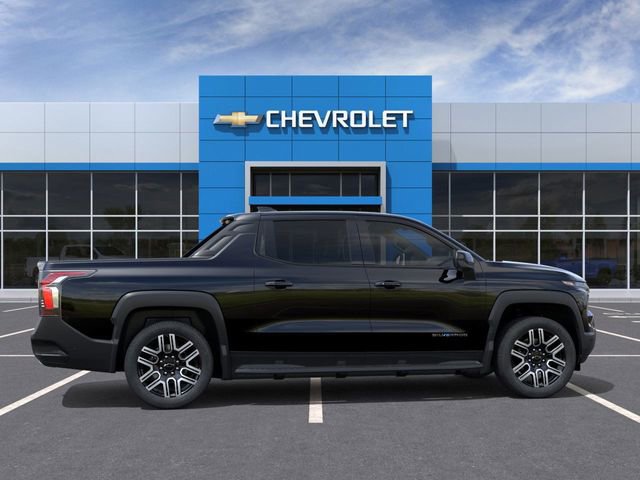 2026 Chevrolet Silverado EV LT photo 4