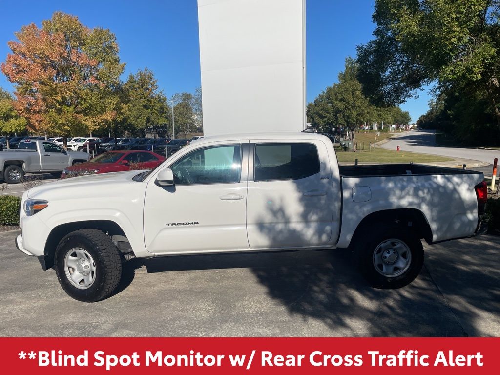2023 Toyota Tacoma SR5 photo 3