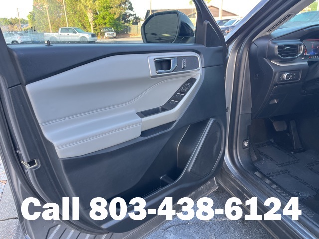2022 Ford Explorer XLT photo 5