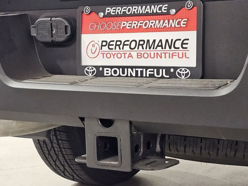 2025 Toyota Tacoma SR5 photo 21