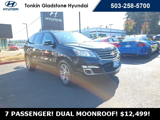Used 2017 Chevrolet Traverse 2LT with VIN 1GNKVHKD7HJ208625 for sale in Gladstone, OR