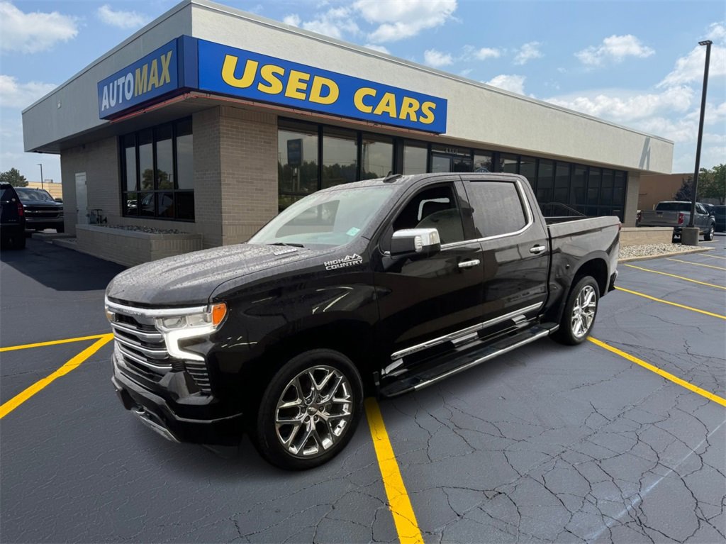 2023 Chevrolet Silverado 1500 High Country's photo