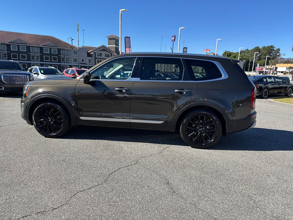 2022 Kia Telluride SX photo 3