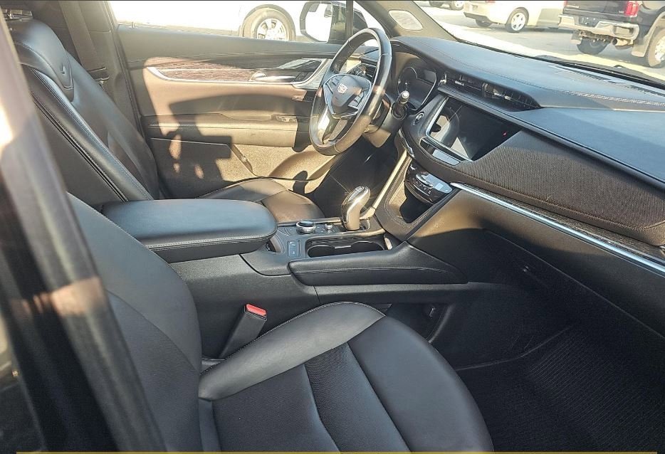 2022 Cadillac XT5 Premium Luxury photo 5